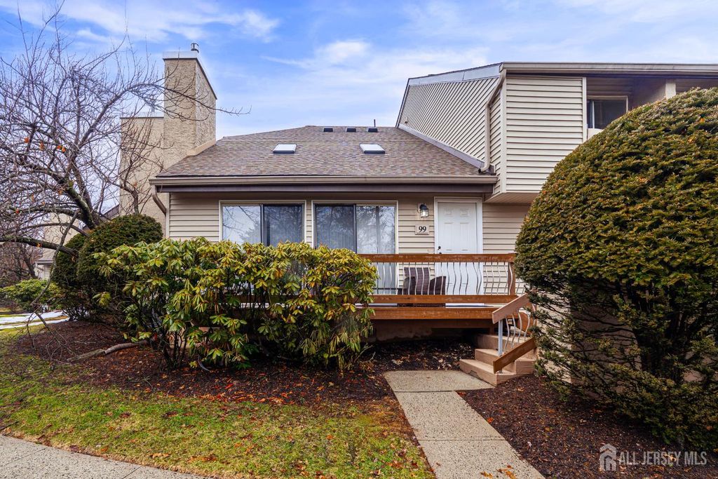 99 Kelly Drive, Edison, NJ 08820