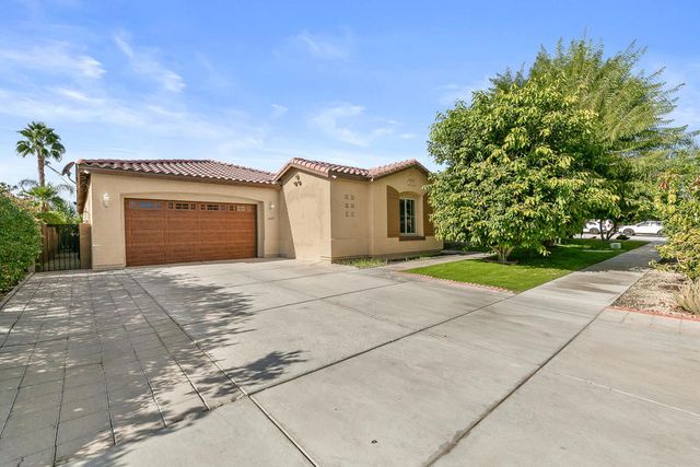 46211 Roadrunner Lane, La Quinta, CA 92253