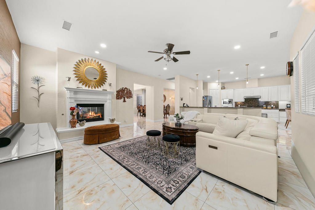 46211 Roadrunner Lane, La Quinta, CA 92253