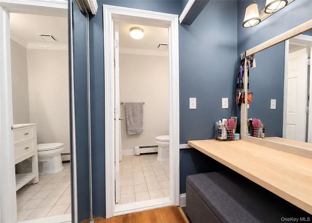 4476 Express Drive S, Ronkonkoma, NY 11779