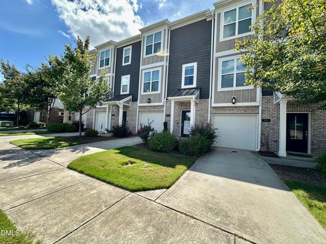 304 Skymont Drive, Holly Springs, NC 27540
