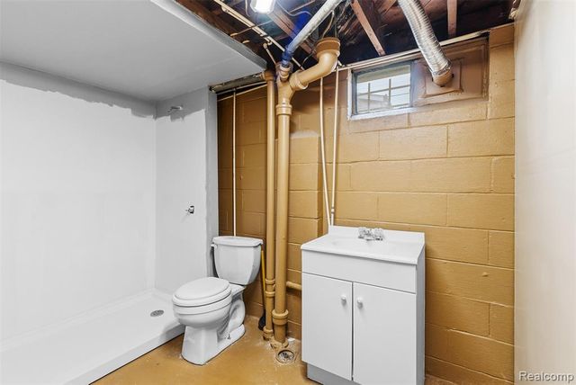 4722 Birchcrest Drive, Flint, MI 48504