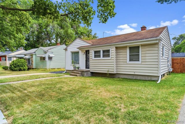 4722 Birchcrest Drive, Flint, MI 48504