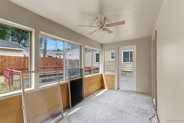 4722 Birchcrest Drive, Flint, MI 48504