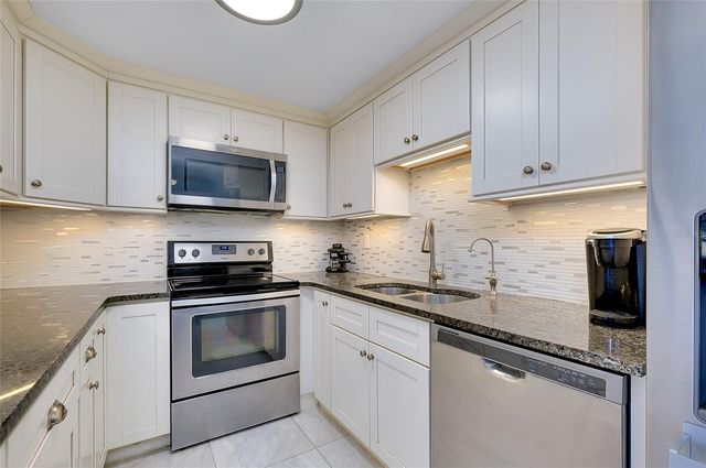 220 MORNINGSIDE ROAD, Venice, FL 34293