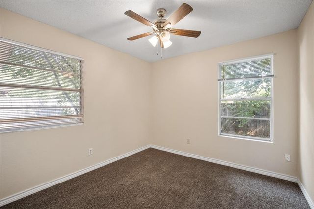 906 Country Aire DR A, Round Rock, TX 78664