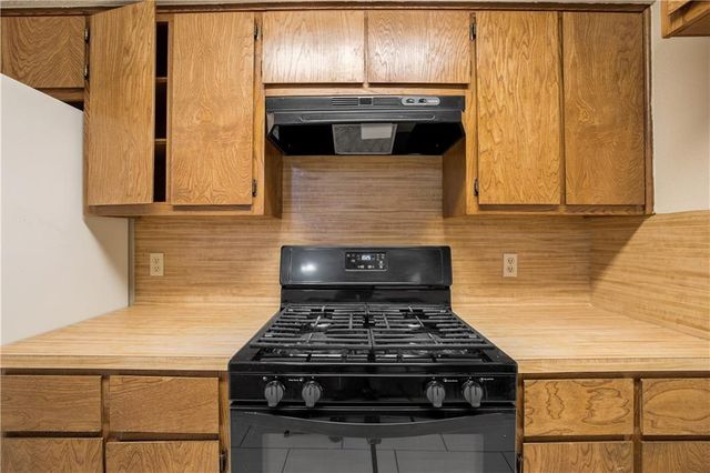 906 Country Aire DR A, Round Rock, TX 78664