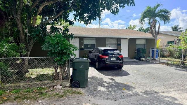 280 NE 40th Court, Oakland Park, FL 33334