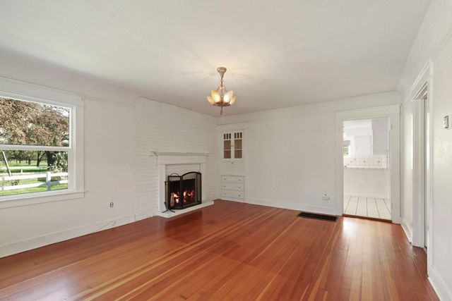 12718 Locke Rd, Lockeford, CA 95237