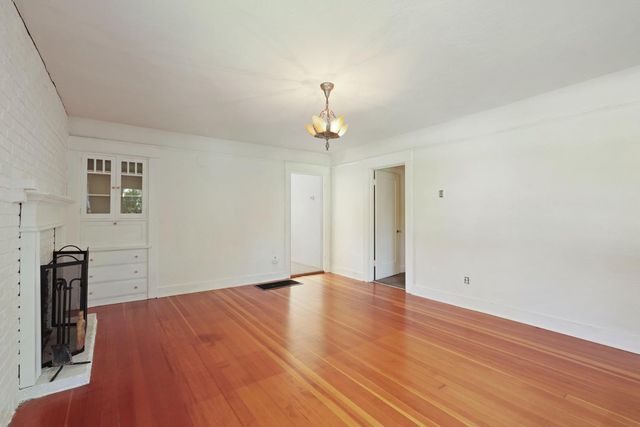 12718 Locke Rd, Lockeford, CA 95237