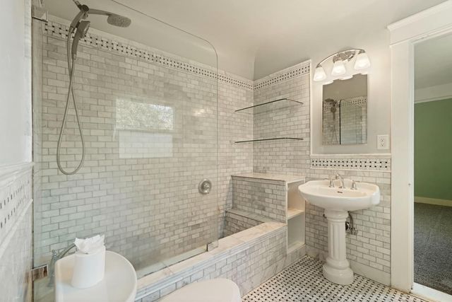 12718 Locke Rd, Lockeford, CA 95237