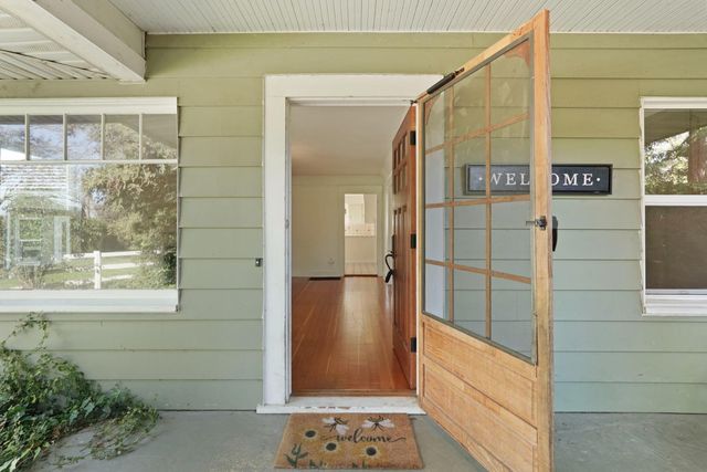 12718 Locke Rd, Lockeford, CA 95237