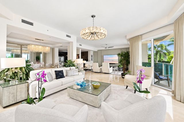 516 HENDRICKS Isle 2C, Fort Lauderdale, FL 33301