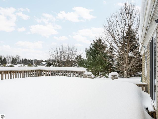 8127 Wood Road, Kingsley, MI 49649