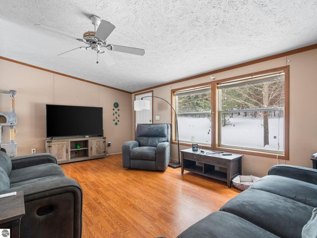 8127 Wood Road, Kingsley, MI 49649