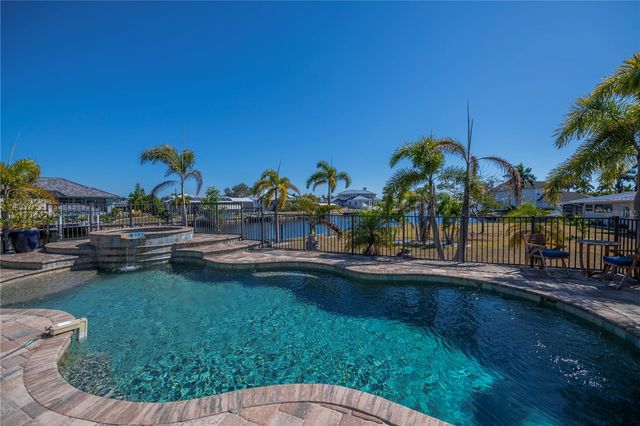 290 TAIT TERRACE SE, Port Charlotte, FL 33952