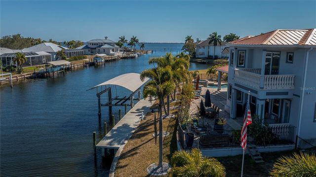 290 TAIT TERRACE SE, Port Charlotte, FL 33952