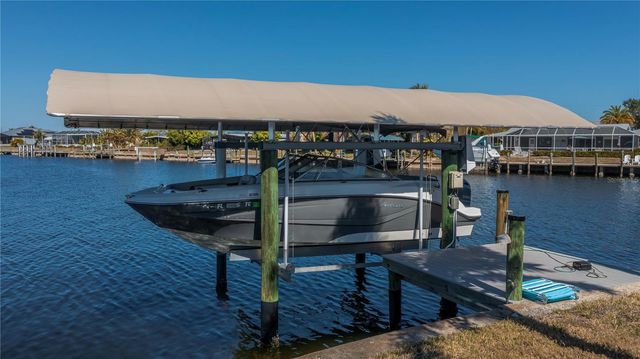 290 TAIT TERRACE SE, Port Charlotte, FL 33952