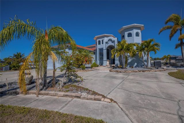 290 TAIT TERRACE SE, Port Charlotte, FL 33952