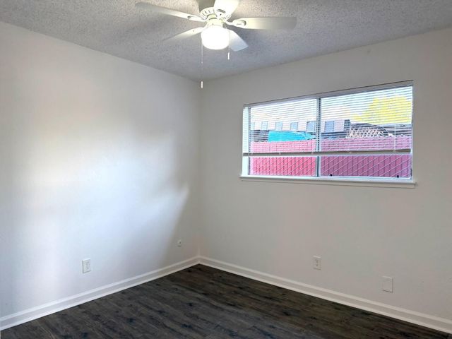 4689 N Feland Avenue, Fresno, CA 93722