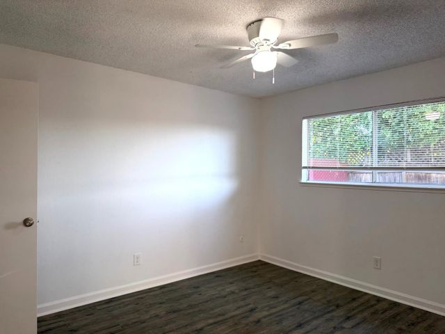 4689 N Feland Avenue, Fresno, CA 93722