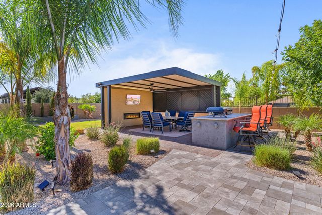 21022 E AQUARIUS Way, Queen Creek, AZ 85142