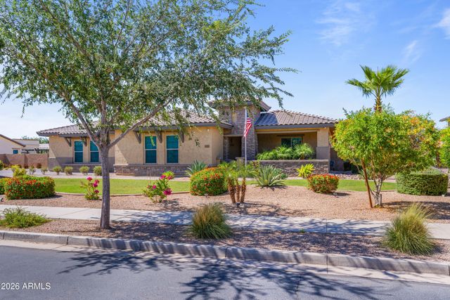 21022 E AQUARIUS Way, Queen Creek, AZ 85142