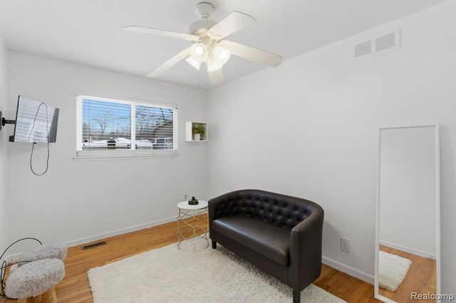 25737 Rusty Street, Taylor, MI 48180