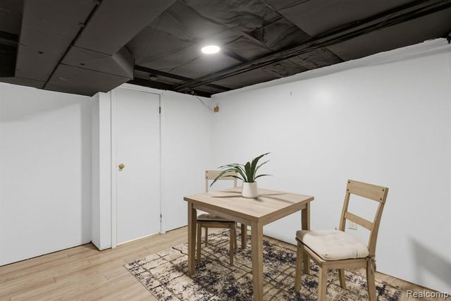 25737 Rusty Street, Taylor, MI 48180