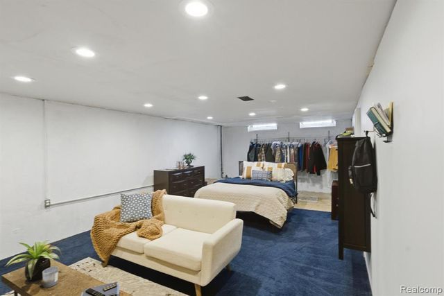 25737 Rusty Street, Taylor, MI 48180