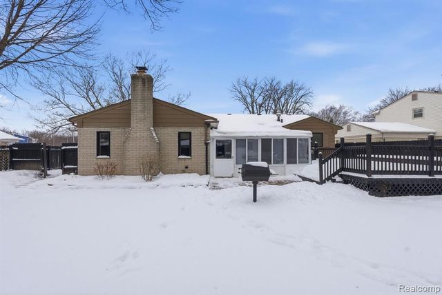 25737 Rusty Street, Taylor, MI 48180