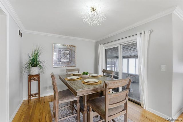 25737 Rusty Street, Taylor, MI 48180