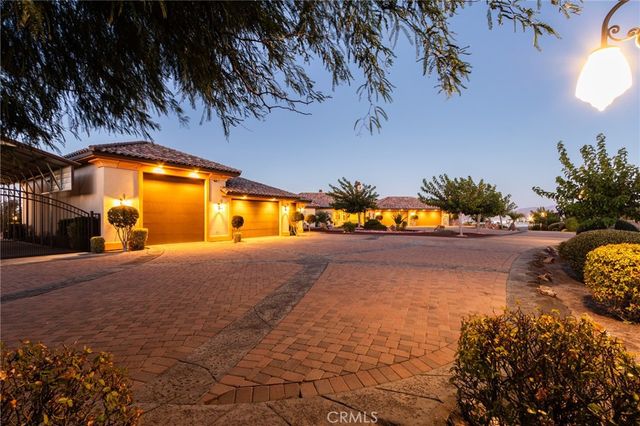 12260 Desert Rose Way, Oak Hills, CA 92344