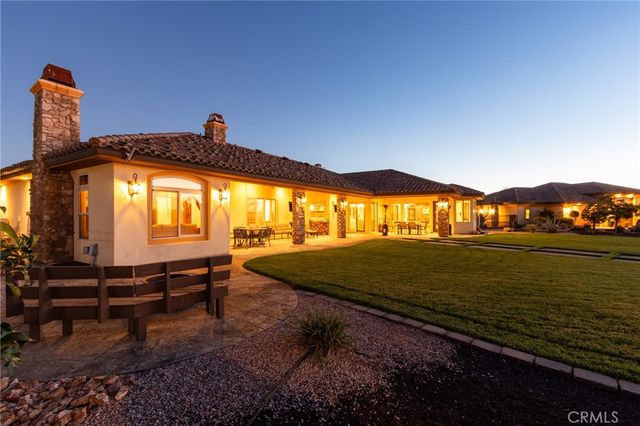 12260 Desert Rose Way, Oak Hills, CA 92344