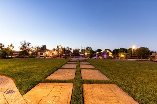 12260 Desert Rose Way, Oak Hills, CA 92344