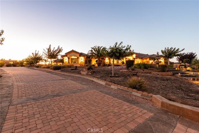 12260 Desert Rose Way, Oak Hills, CA 92344
