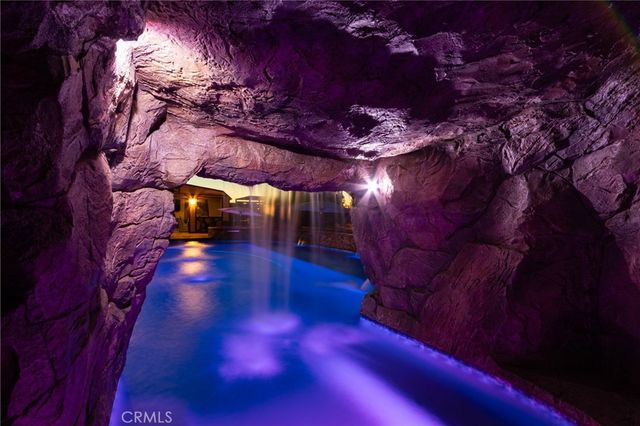 12260 Desert Rose Way, Oak Hills, CA 92344