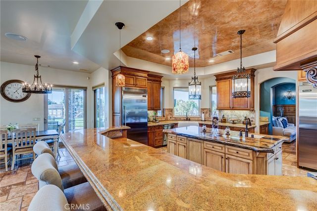 12260 Desert Rose Way, Oak Hills, CA 92344