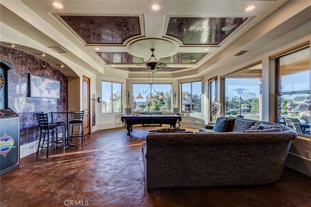 12260 Desert Rose Way, Oak Hills, CA 92344