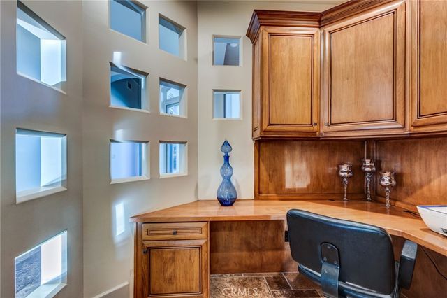 12260 Desert Rose Way, Oak Hills, CA 92344