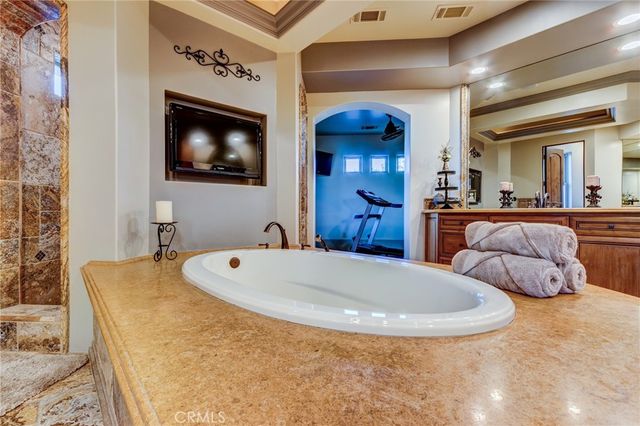 12260 Desert Rose Way, Oak Hills, CA 92344