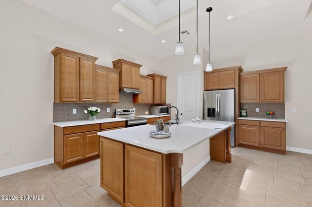 3030 Don Buck Drive, Las Cruces, NM 88011