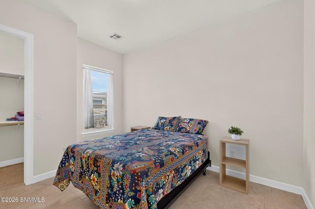 3030 Don Buck Drive, Las Cruces, NM 88011