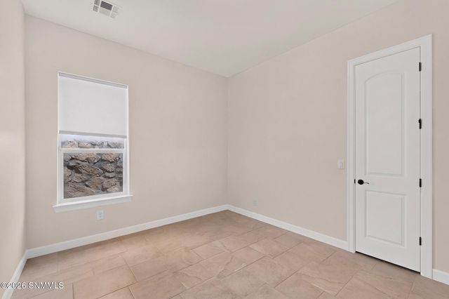 3030 Don Buck Drive, Las Cruces, NM 88011