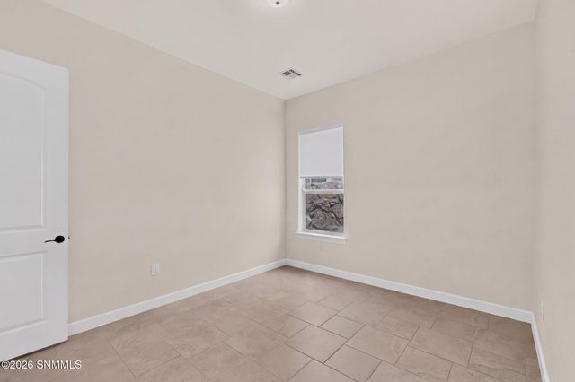 3030 Don Buck Drive, Las Cruces, NM 88011