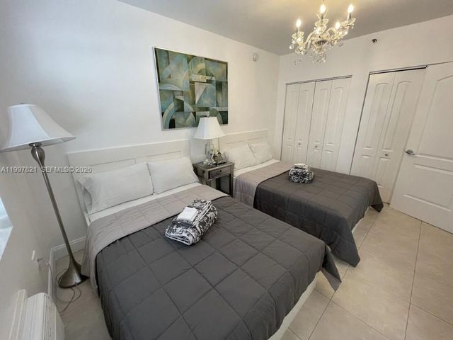 335 Ocean Dr 214, Miami Beach, FL 33139