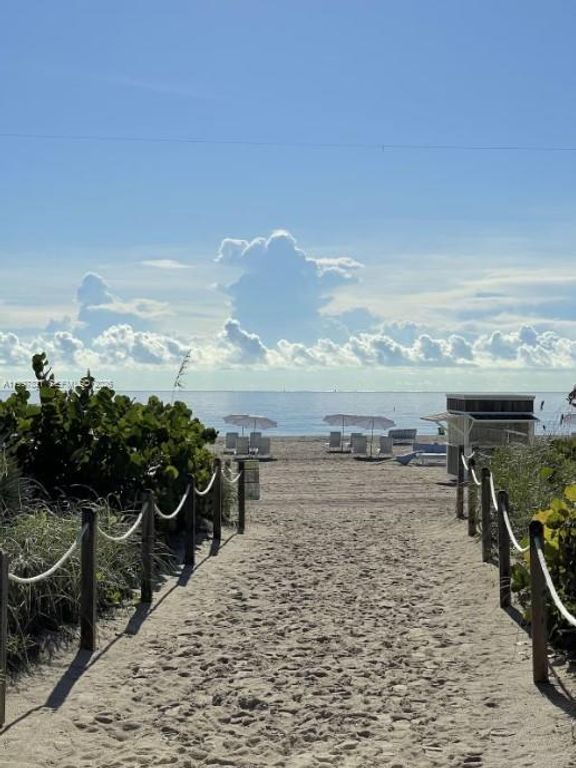 335 Ocean Dr 214, Miami Beach, FL 33139