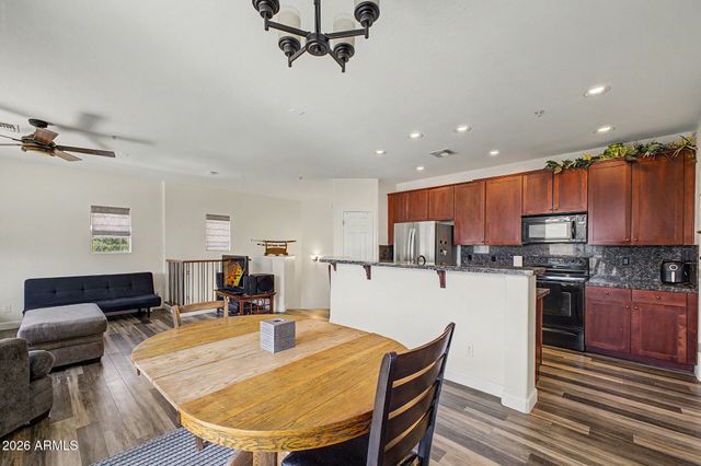 1265 S AARON Drive 311, Mesa, AZ 85209