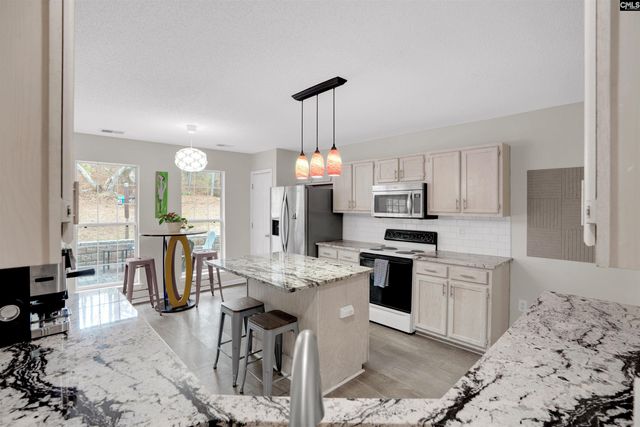 201 Pond Oak Lane, Columbia, SC 29212