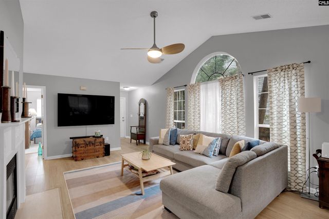 201 Pond Oak Lane, Columbia, SC 29212